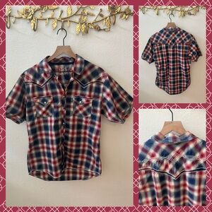 WRANGLER MEN’S BUTTON DOWN SHORT SLEEVE SHIRT, size large